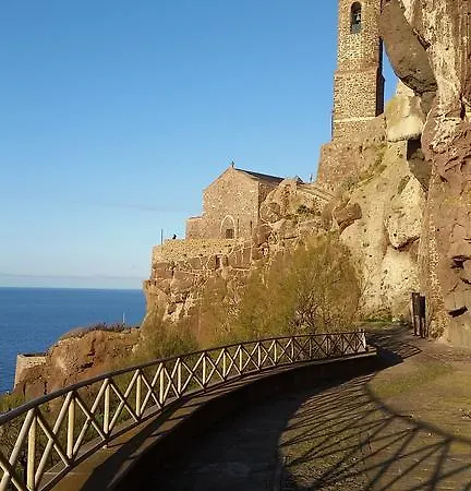 Mansardato Anda&torra *